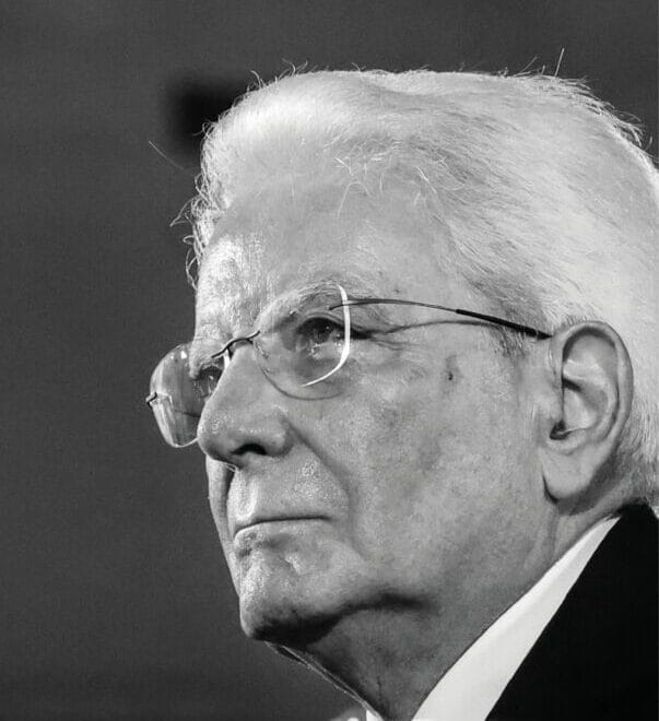 Sergio Mattarella: l’ultimo fragile bastione della repubblica di Cassibile